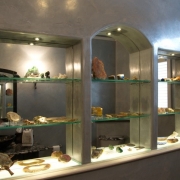 elegant-display-niche- elegant-display-niche-