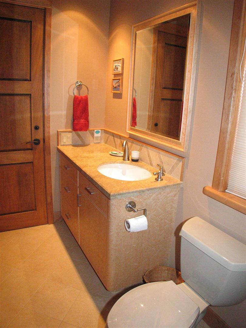 Lav Cabinet and Matching Mirror Frame